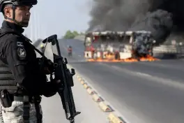 Estallido de violencia en México, tras el asesinato de un capo narco