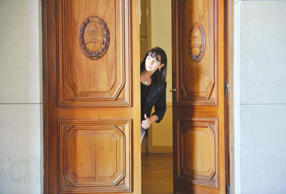 POR MARITA. Las puertas del palacio de Justicia se abrieron para Susana Trimarco, una mujer que no bajó los brazos en la búsqueda de su hija. LA GACETA / FOTO DE JORGE OLMOS SGROSSO