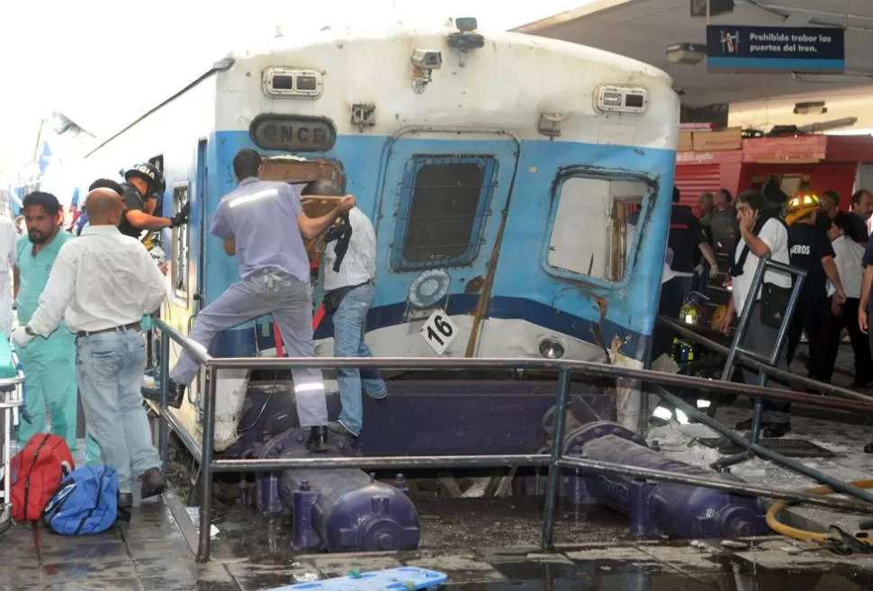 PERITAJE NO CONCLUYENTE. Las pruebas se realizaron en los últimos cuatro vagos de la formación accidentada. TELAM