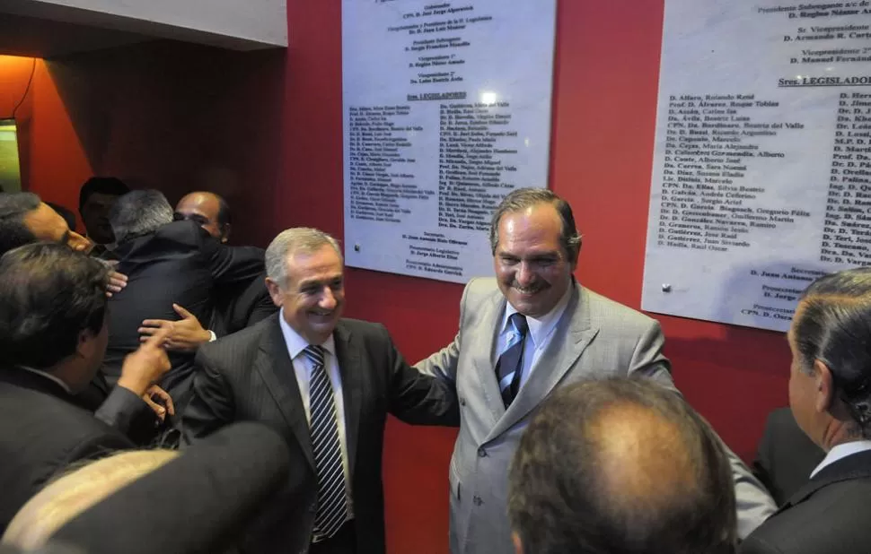 Alperovich anunció que aumentará la alícuota de Ingresos Brutos