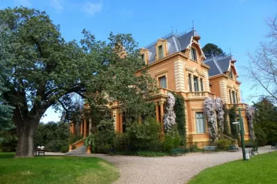 La mansión de los espíritus ilustres