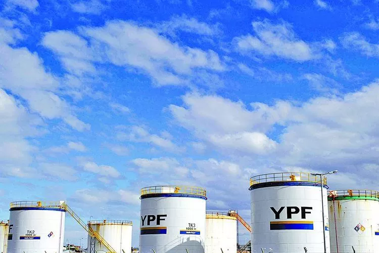 CUENTA REGRESIVA. En las últimas semanas YPF algunas provincias quitaron zonas de explotación a Repsol-YPF. FOTO TOMADA DE INFOSUR.COM