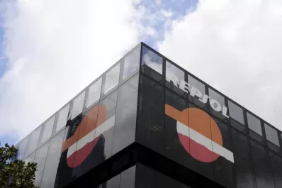 Investigan maniobras con las acciones de YPF