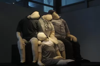 De la cita de una polémica obra a un portarretratos digital