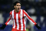 Atlético Madrid se hizo fuerte y goleó a Valencia