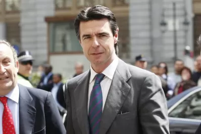 España pide una compensación justa por YPF