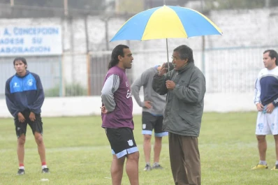Villafañe y Brandán fueron amenazados y no viajarán a Santiago