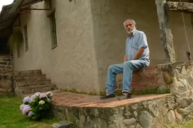 Poemas con nombres de personas y hechos canto