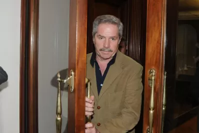 El Gobierno logra adhesiones por YPF en Diputados