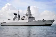 Revelan detalles inéditos del poderoso destructor británico que viaja a Malvinas