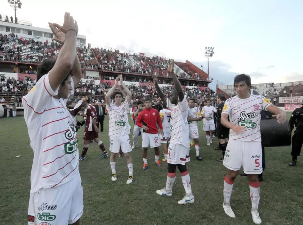OPTIMISMO. El triunfo frente a Defensores Belgrano no le alcanzó para clasificar quinto, pero sí para revertir la racha de tres encuentros sin festejos. LA GACETA / FOTO DE ENRIQUE GALíNDEZ