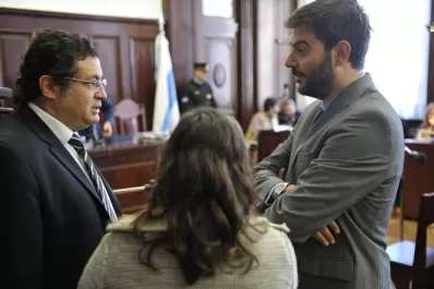 Cruces entre los defensores y los jueces por el relato del ex comisario Chuchuy Linares
