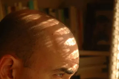 El escritor debe esforzarse por salir de su introspección