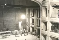 El sube y baja en 100 años