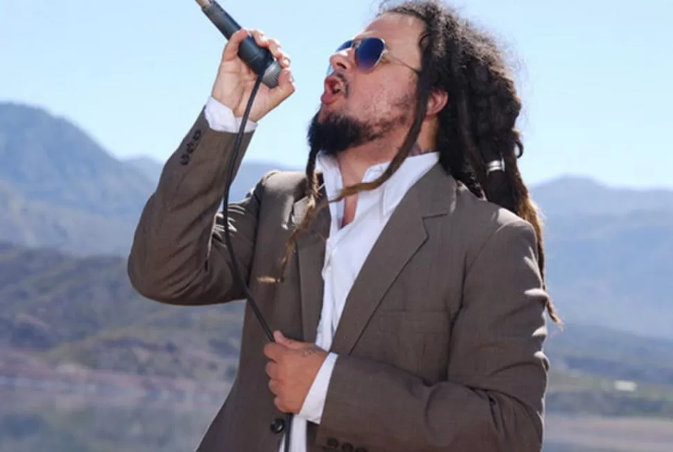 SABADO. Karamelo Santo. 