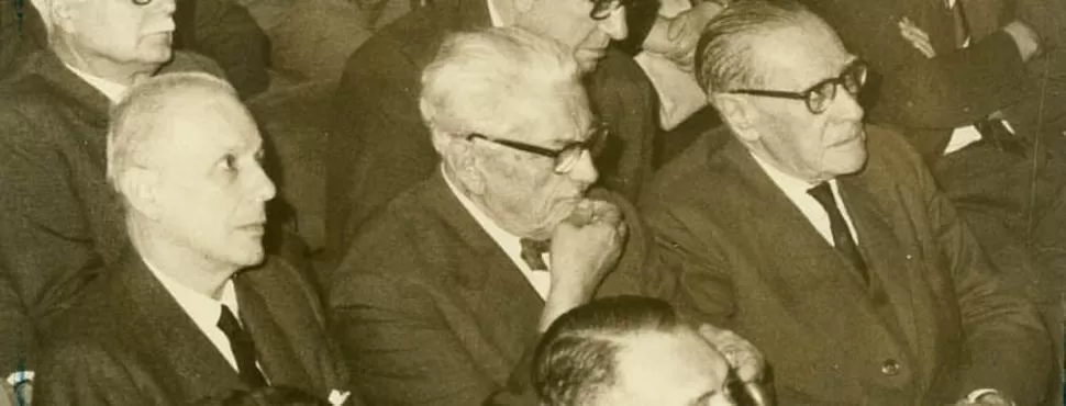 MANUEL LIZONDO BORDA. El destacado historiador aparece a la derecha, junto a los doctores Antonio Torres y Sisto Terán en 1936. LA GACETA / ARCHIVO