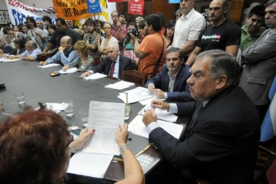 Cerisola se quedó con 16 de los 17 cargos en el Consejo Superior de la UNT