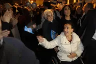 Un abrazo para pedir justicia