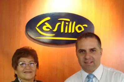 Compró una máquina de coser en Castillo