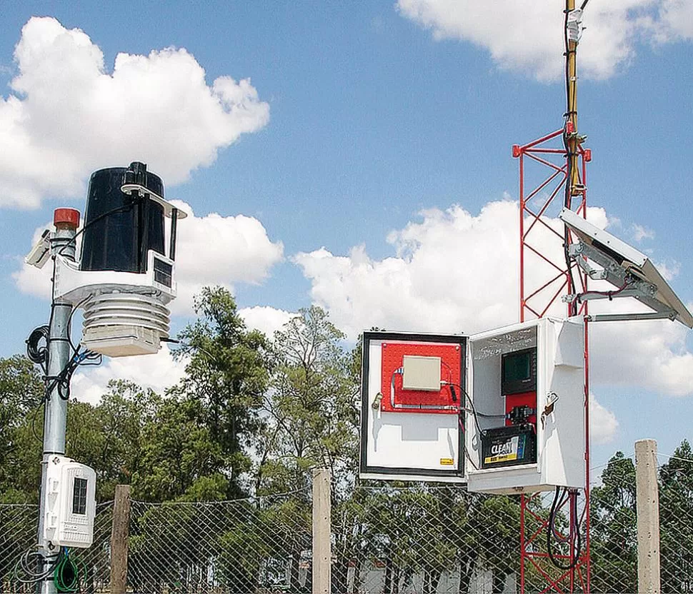 ESTACIÓN AUTOMÁTICA. Las mediciones llegan en tiempo real a la plataforma virtual de los agrometereólogos.
