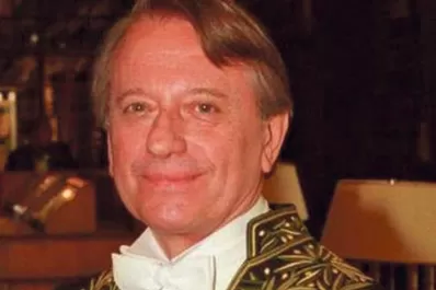 Adiós a Héctor Bianciotti