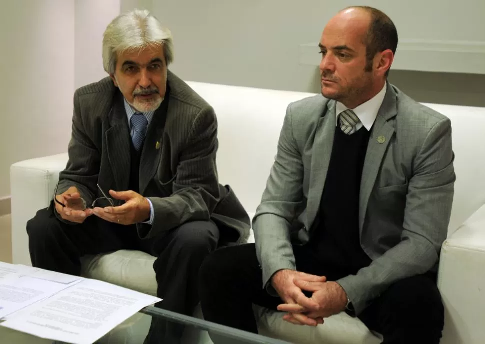 SALTO DE CALIDAD. Manuel Alvarez y Juan Pablo Lichtmajer en LA GACETA. LA GACETA/ FOTO DE ANALIA JARAMILLO.