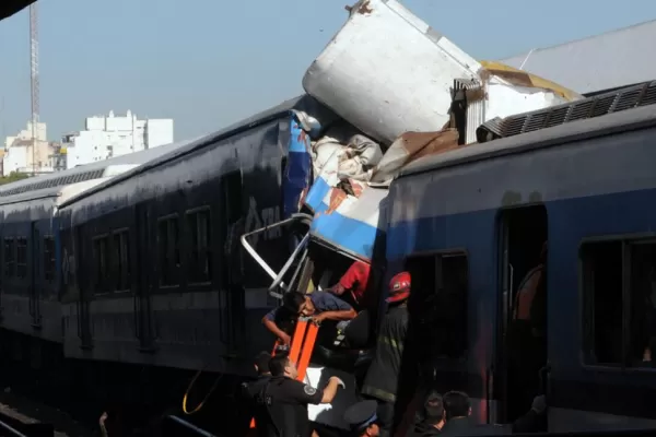 Un imputado por la tragedia de Once pidió salir del país para no perder sus millas acumuladas