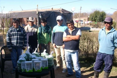 Entregaron semillas a productores hortícolas