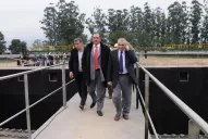 Según Alperovich, los alumnos aumentaron un talle de guardapolvo porque bajó la desnutrición