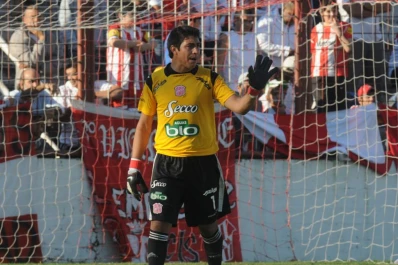 Pave sigue en el santo; Lucas Hoyos se va a Jujuy