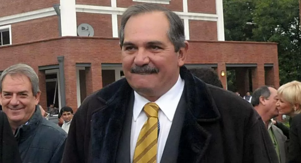 ACLARACION. Alperovich explicó el ejemplo que dio ayer sobre los guardapolvos. ARCHIVO LA GACETA / HECTOR PERALTA