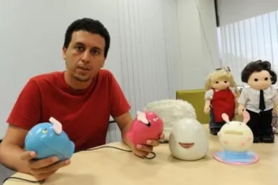 “Kissenger”, los labios virtuales para el amor a distancia