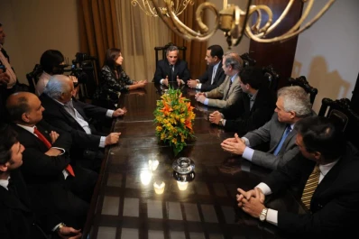 El diálogo es la base para proyectar el futuro