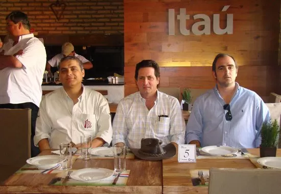 REFERENCIA. Directivos de la asociación Braford.