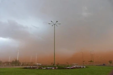 Un fuerte temporal dejó a la provincia de Misiones teñida de rojo