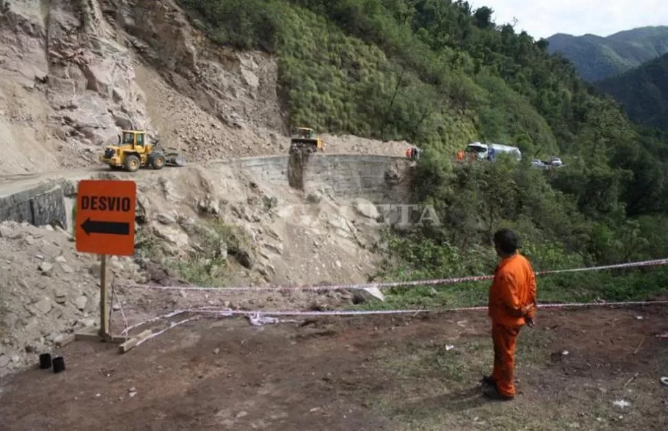 CON PRECAUCION. Vialidad recomendó transitar con cuidado. ARCHIVO LA GACETA 