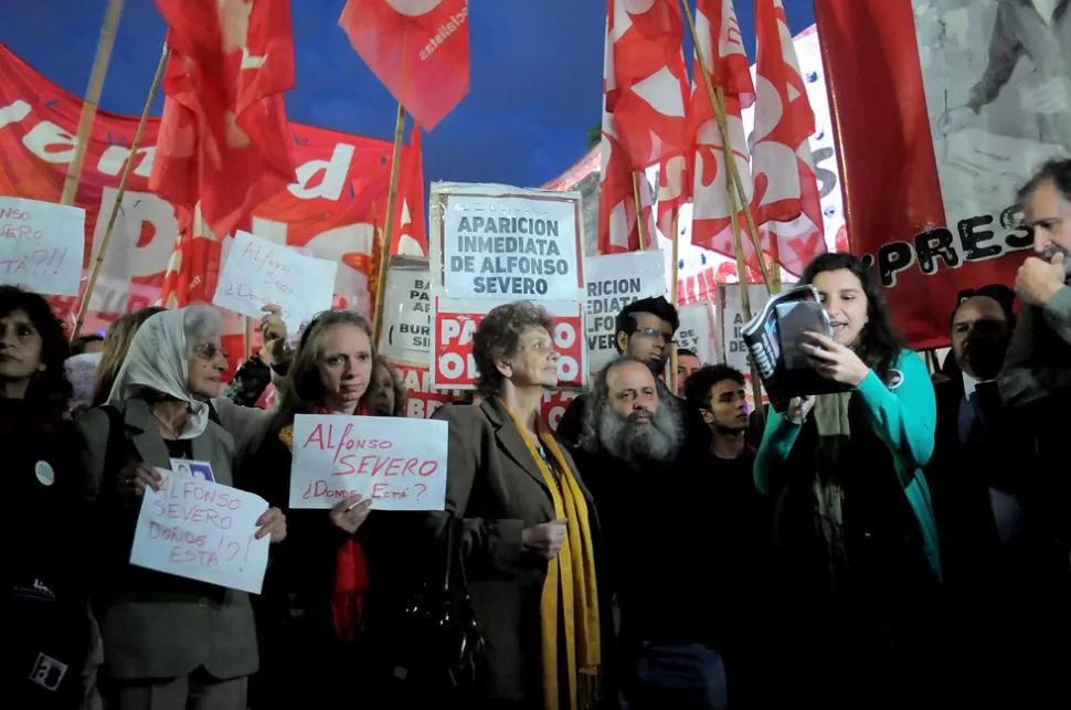 ACTOS A ULTIMA HORA. El PO convocó mañana a una marcha masiva. DYN