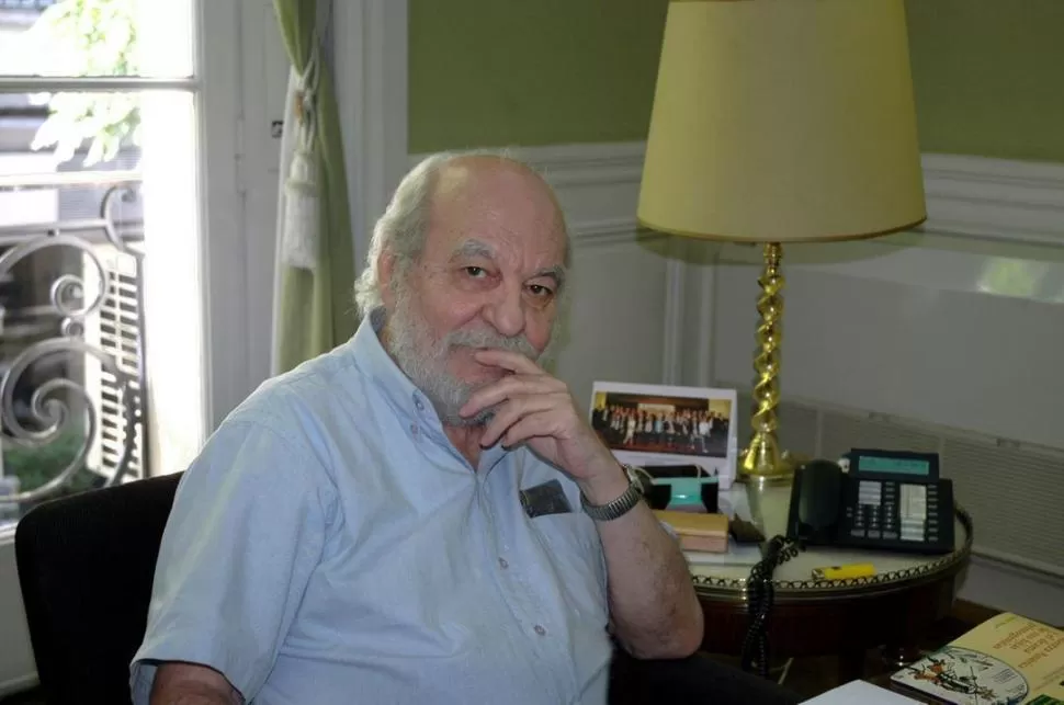  FOTO DE ASHER BENATAR