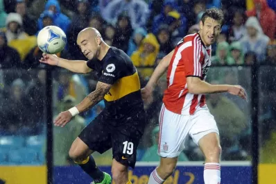 Boca no puede salir de entre las sombras