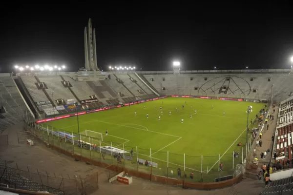 La lluvia, el rival común de Atlético y de Huracán