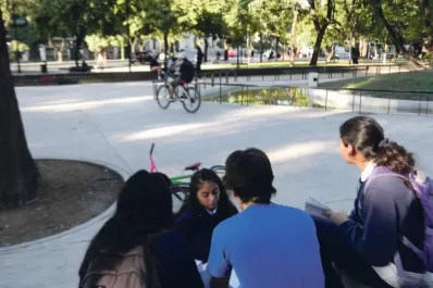 Droga y alcohol: Todo empezó en la plaza