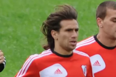 Ponzio ve a Almeyda como para pelear un puesto