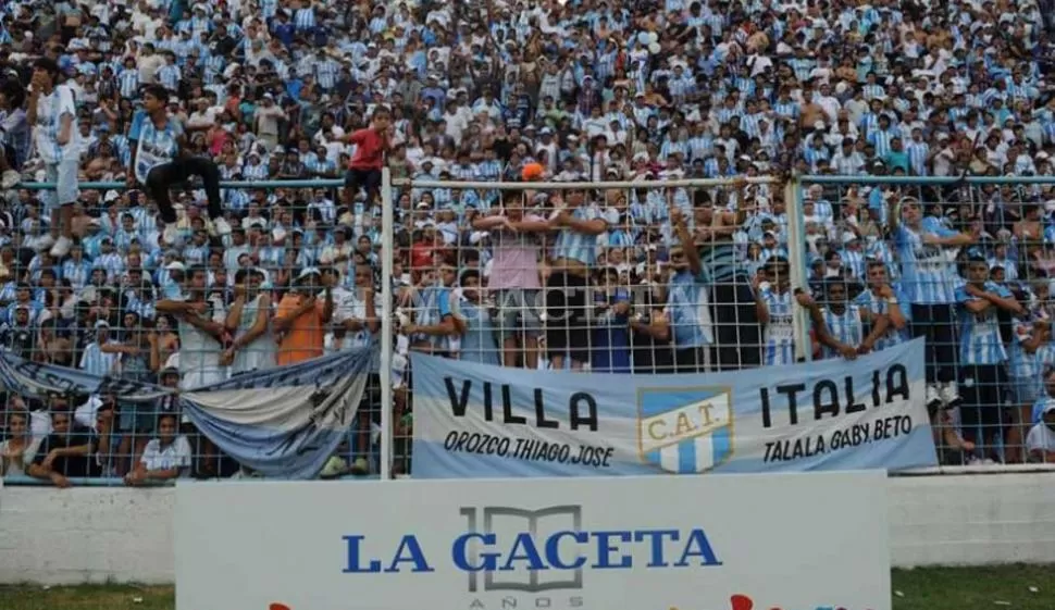 COLMADO. Los hinchas esperan que el José Fierro vuelva a estar repleto. LA GACETA / ARCHIVO