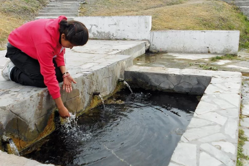 EL POZO DEL SANTO. Aquí San Francisco Solano hizo brotar agua con su bastón. El manantial nunca se secó. 