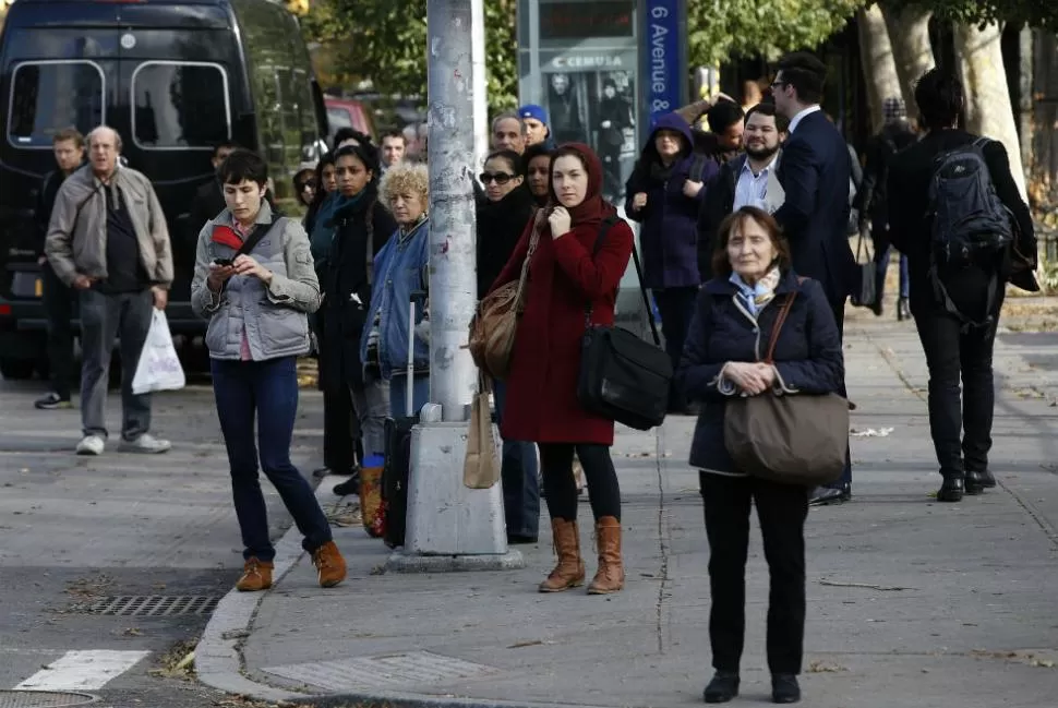 EL DIA DESPUES. Manhattan regresa lentamente a la normalidad. REUTERS