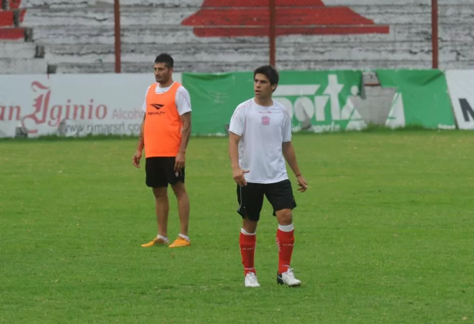 ASISTENCIA PERFECTA PARA LUCHO. El zaguero Luciano González jugó los 11 partidos que van del torneo y nunca fue reemplazado por Carlos Ramacciotti. LA GACETA / FOTO DE ENRIQUE GALINDEZ