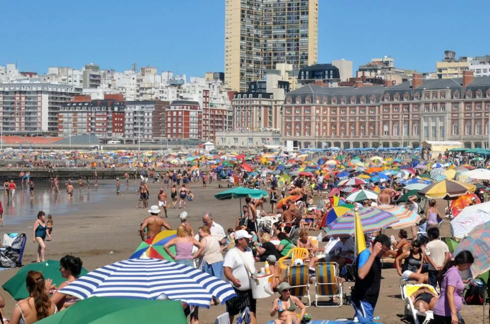 FERIADO EN EL VERANO. La iniciativa será tratada en Diputados la próxima semana. TELAM