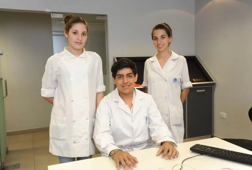 DEFENSORES. Rodrigo, Luz y Rocío, anuncian sus propuestas. LA GACETA / FOTO DE ENRIQUE GALINDEZ