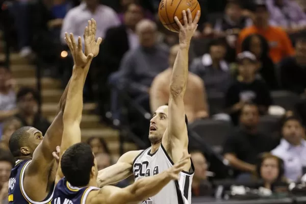 Ginóbili debutó con una victoria