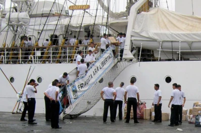 La Justicia de Ghana firmó la orden para mover la Fragata Libertad